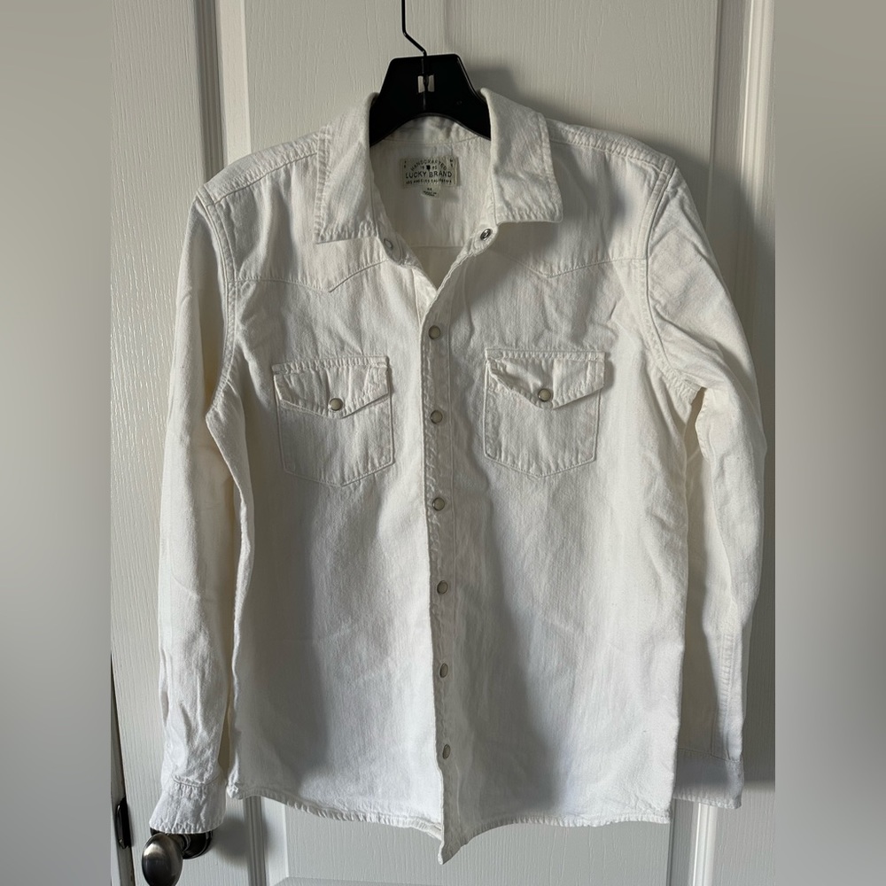 Lucky Brand a white denim shirt